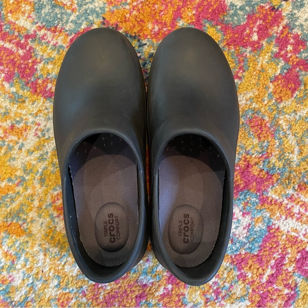 CROCS  Black Slip on Clogs Shoes W8